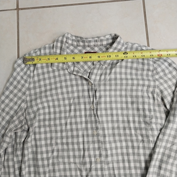 UNTUCKit Women's Flannel Gingham Button Up Shirt Sz 12 Gray White Soft Top - Picture 3 of 9